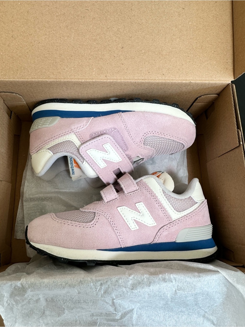 New Balance 574 Hook & Loop Kids Size 11 Pink Blue PV574VPK New in Box